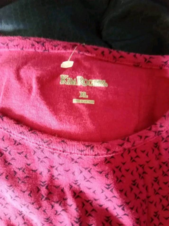 ST JOHNS BAY ACTIVE SZ L Rose Pink Gold Swirl Blouse