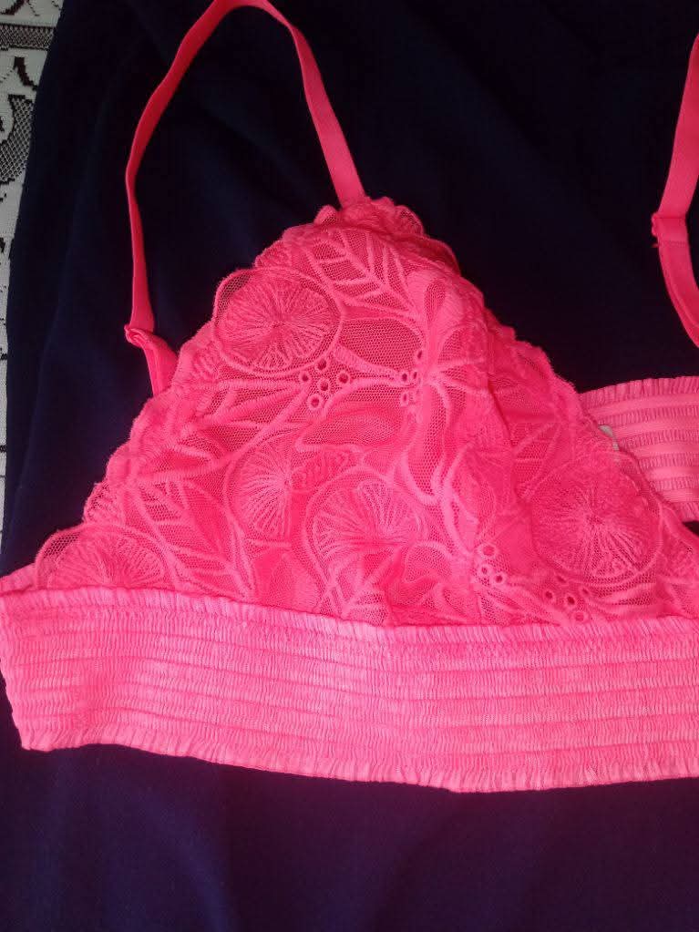 Aerie by American Eagle Triangle lace bralette