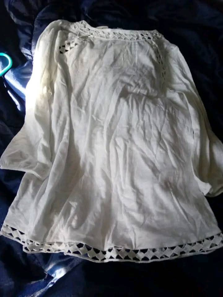 Lucky Brand small oversized basic white blouse