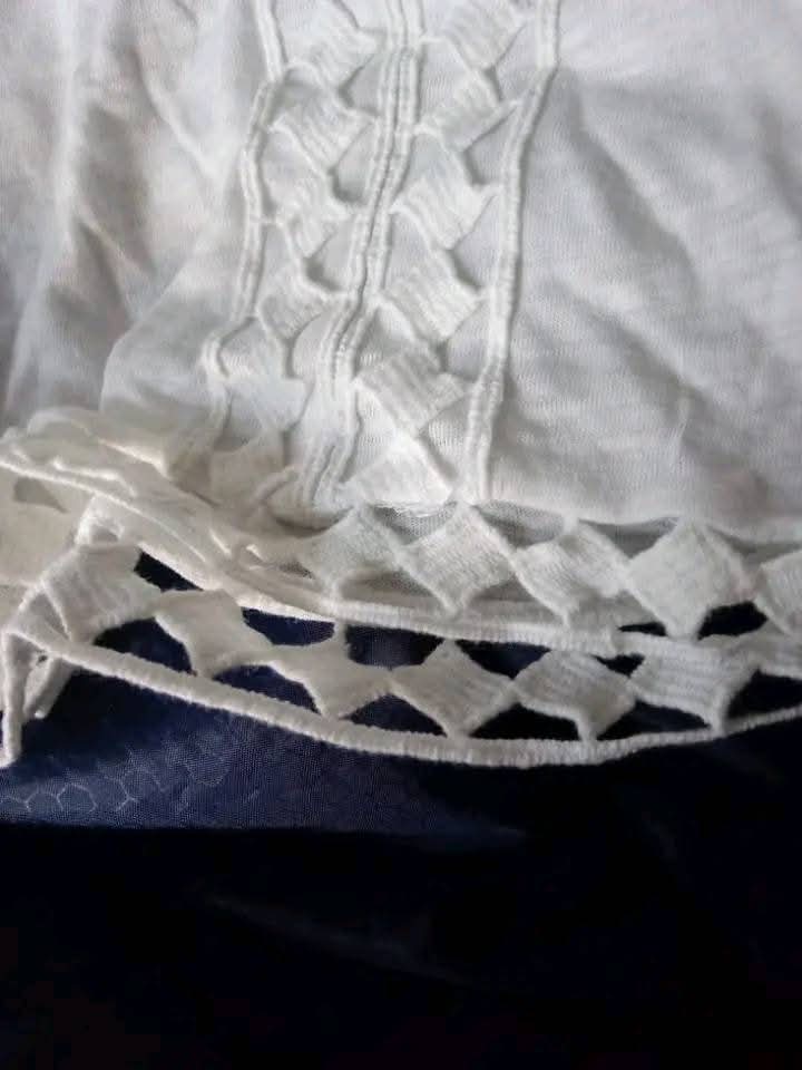 Lucky Brand small oversized basic white blouse